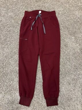 Women’s Figs Maroon Zamora Joggers